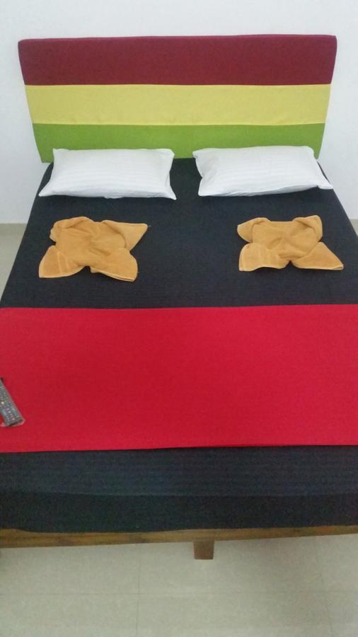 Selahn Inn Katunayaka Ngoại thất bức ảnh
