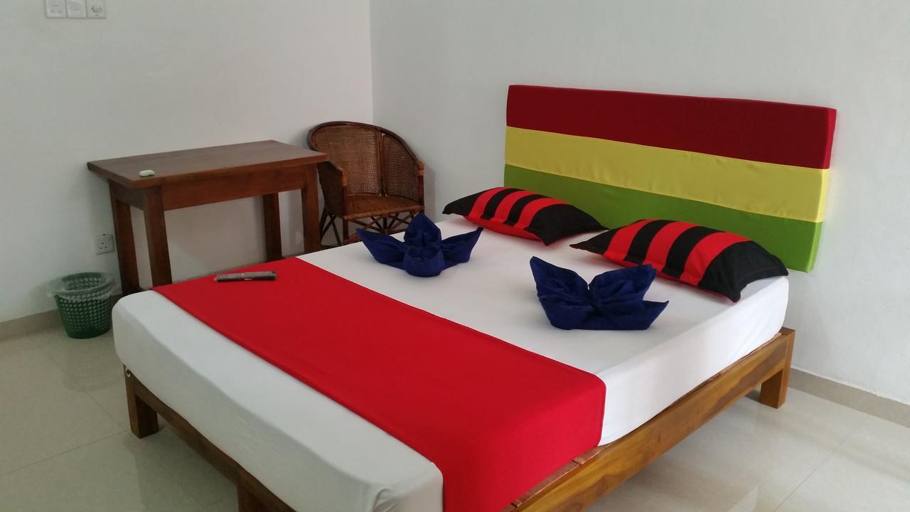 Selahn Inn Katunayaka Ngoại thất bức ảnh