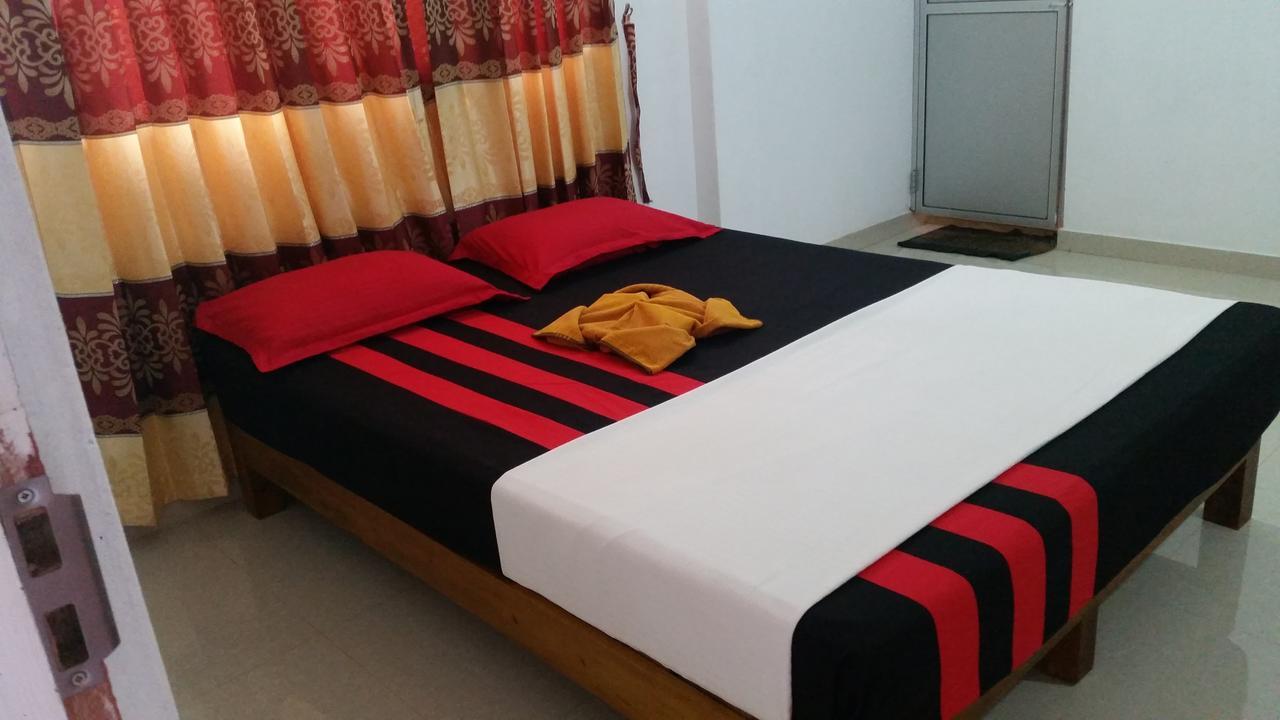 Selahn Inn Katunayaka Ngoại thất bức ảnh